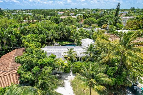 385 Harbor Ct, Key Biscayne, FL, 33149-1231 | Card Image