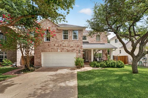12816 Majestic Oaks Dr, Austin, TX, 78732-2004 | Card Image