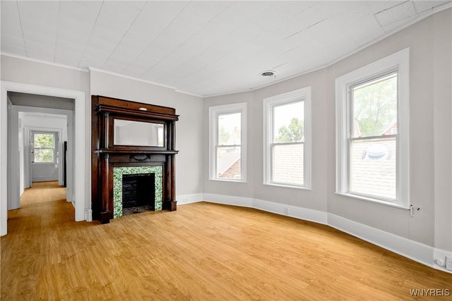 204 Woodside Ave, Home with 6 bedrooms, 2 bathrooms and null parking in Buffalo NY | Image 24