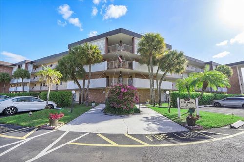 109a-2900 Nw 47th Ter, Lauderdale Lakes, FL, 33313-1770 | Card Image