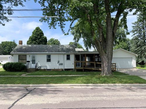 656 S Birdsey Street, Columbus, WI, 53925 | Card Image