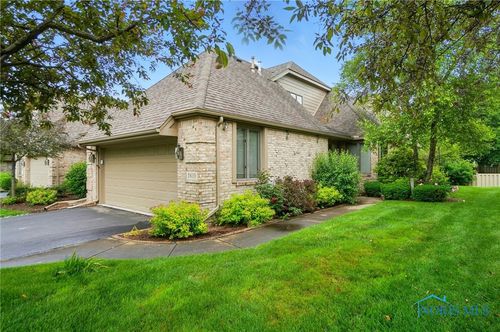7430-7430 Country Commons Ln, Sylvania, OH, 43560-2965 | Card Image