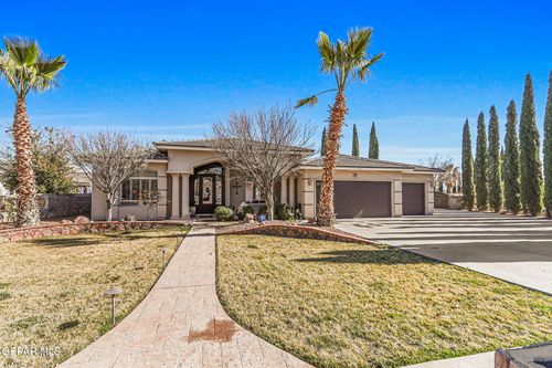 312 Desert Garden Dr, Santa Teresa, NM, 88008-9452 | Card Image