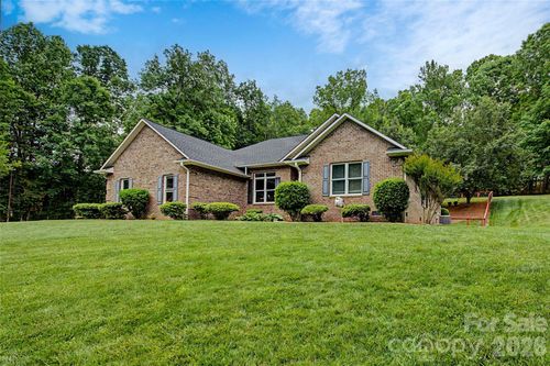 293 Bent Tree Dr, Rutherfordton, NC, 28139-6628 | Card Image