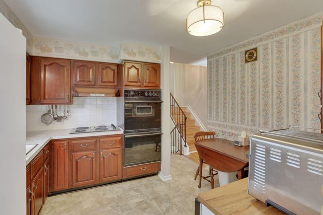 6693 Red Coach Ln, House other with 3 bedrooms, 2 bathrooms and null parking in Reynoldsburg OH | Image 13