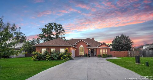 217 Meadowlark Ln, McQueeney, TX, 78123-3238 | Card Image