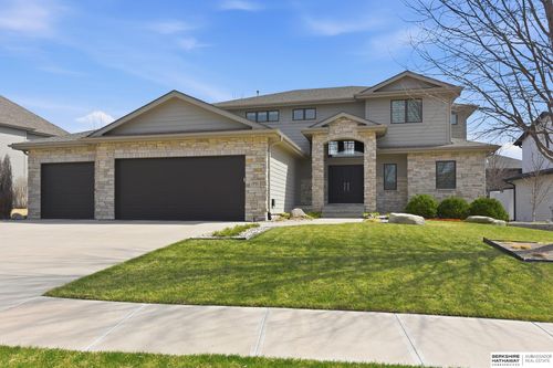 1901 S 220th Ave, Elkhorn, NE, 68022-2530 | Card Image