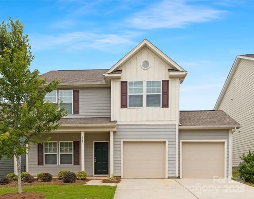 45-124 Canada Dr, Statesville, NC, 28677-9809 | Card Image