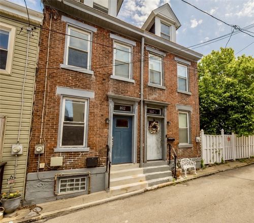 162 1/2 Locarna Way, Pittsburgh, PA, 15201-3054 | Card Image