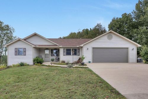 33 Longitude Dr, Mount Vernon, OH, 43050-8700 | Card Image