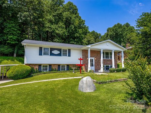 1482 Island Ford Rd, Brevard, NC, 28712-9316 | Card Image
