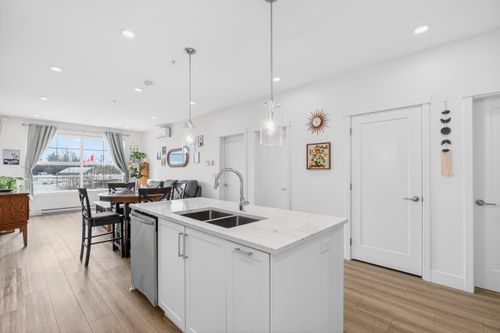 406-11865 227 St, Maple Ridge, BC, V2X6H9 | Card Image