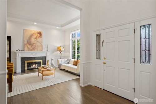 12807 60th Ave W, Mukilteo, WA, 98275-5546 | Card Image