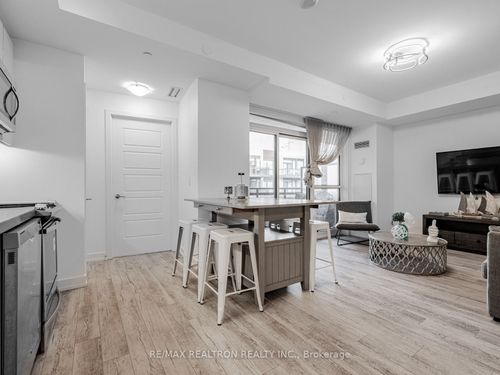 b303-271 Sea Ray Ave, Innisfil, ON, L9S0J4 | Card Image