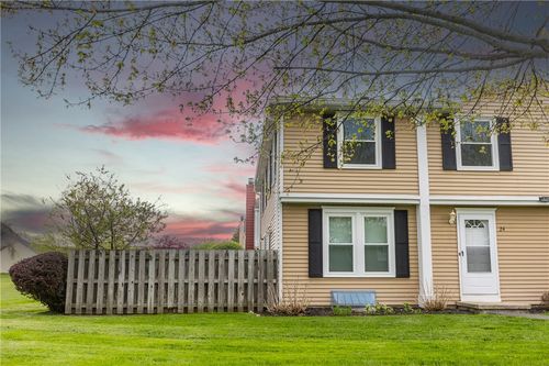 24 Clearfield Dr, Webster, NY, 14580-2802 | Card Image