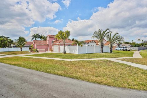26 Dogwood Cir, Boynton Beach, FL, 33436-9145 | Card Image