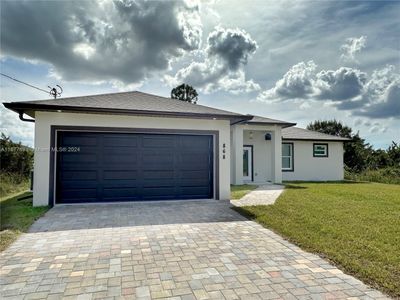 868 Cervantes, House other with 4 bedrooms, 2 bathrooms and null parking in Lehigh Acres FL | Image 1