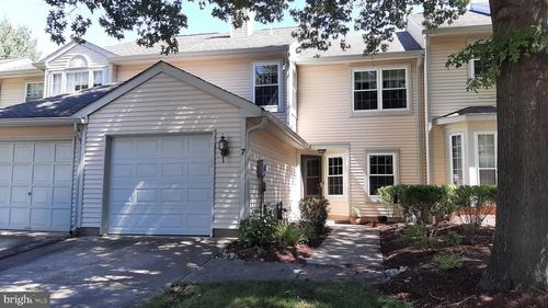 7 Towpath Ct, Princeton, NJ, 08540-7051 | Card Image