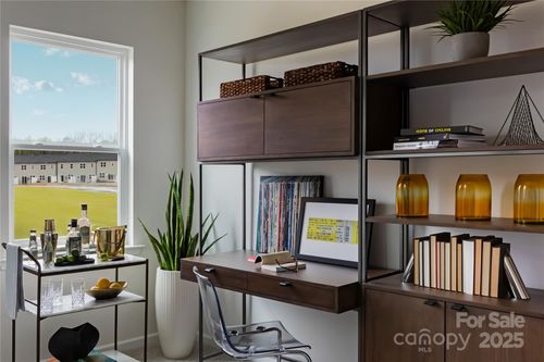 2230 Endeavor Run, Charlotte, NC, 28269-4905 | Card Image