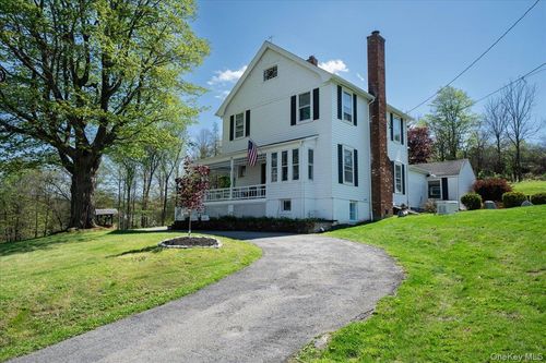 14 Maple Ave, Goshen, NY, 10924-6728 | Card Image