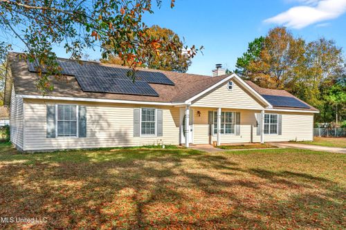 2 Hundley Rd, Carriere, MS, 39426-8902 | Card Image