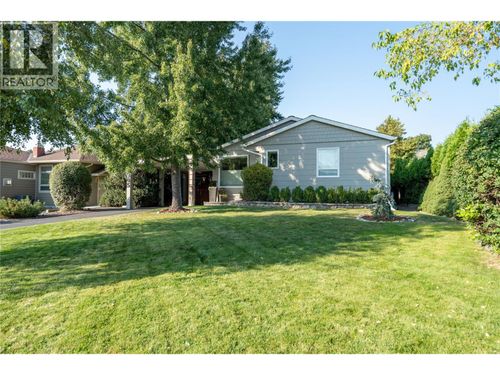 345 Windsor Ave, Penticton, BC, V2A2K5 | Card Image