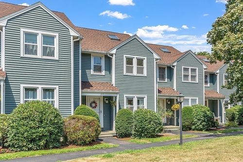 27-551 Hildreth St, Dracut, MA, 01826-3603 | Card Image