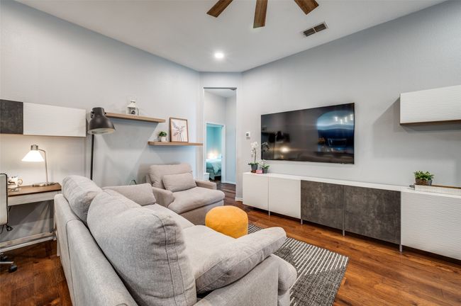 2117 Sunny Side Dr, House other with 4 bedrooms, 2 bathrooms and null parking in Little Elm TX | Image 6