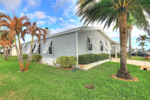 7674 Longhorn Ave, Micco, FL, 32976-7906 | Card Image