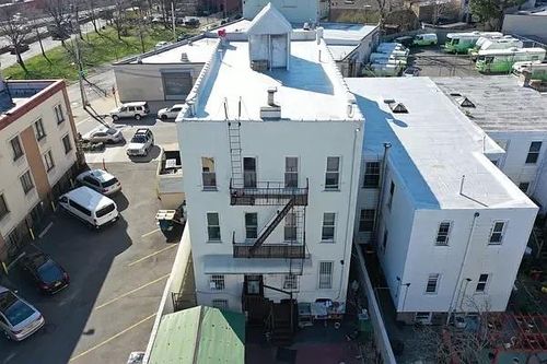 50 38th St, Long Island City, NY, 11101-1919 | Card Image