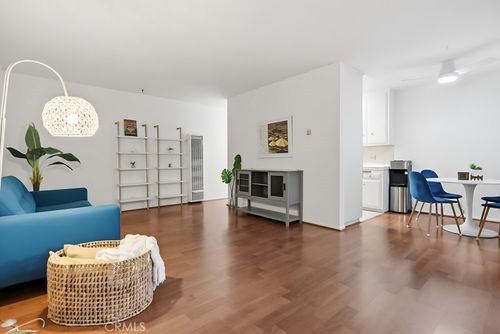 6-307 Cherry Ave, Long Beach, CA, 90802 | Card Image