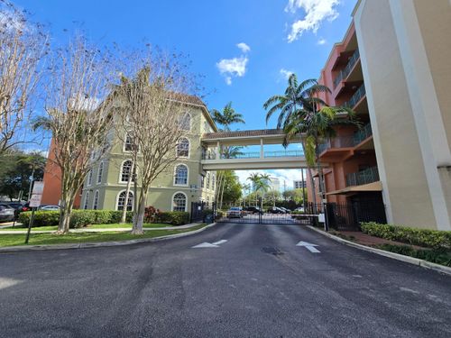 403-1640 Presidential Way, West Palm Beach, FL, 33401-1859 | Card Image
