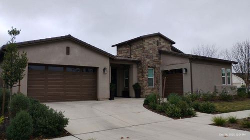 965 Beaver Pond Loop, Madera, CA, 93636-9057 | Card Image