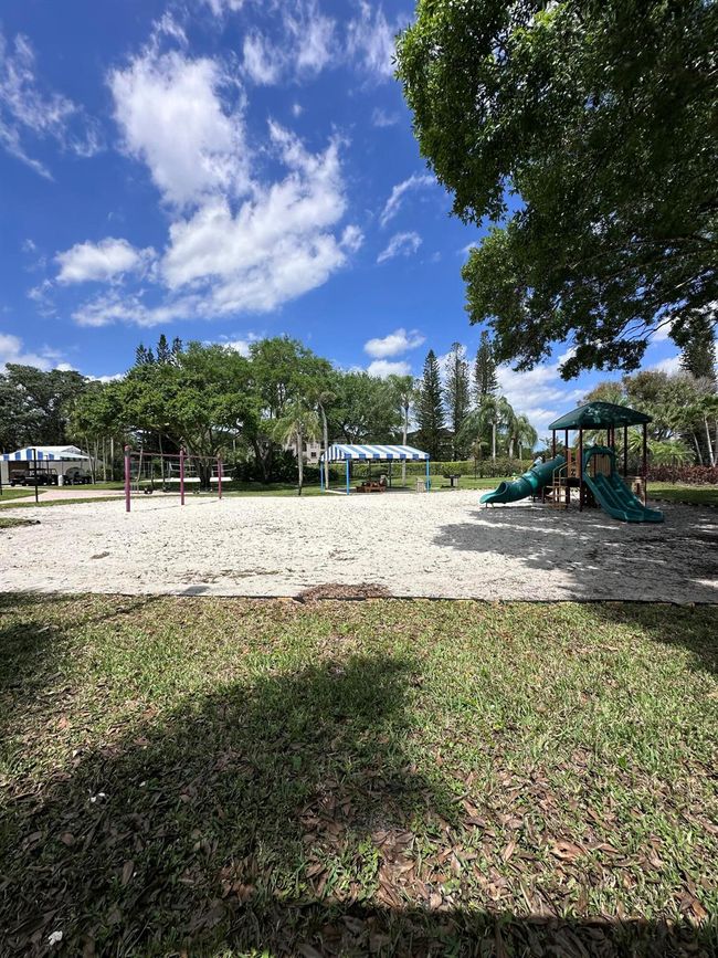 3206 Carambola Cir S, Condo with 2 bedrooms, 2 bathrooms and null parking in Coconut Creek FL | Image 29