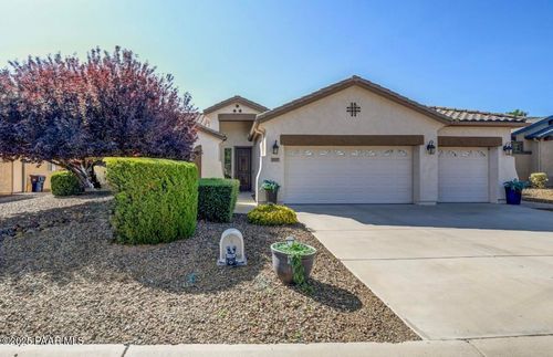 1527 Bainbridge Ln, Chino Valley, AZ, 86323-5820 | Card Image