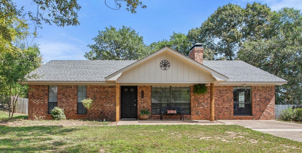 Jack Dr, Lindale, TX 75771