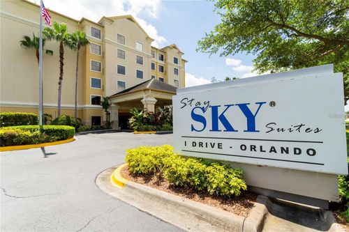 409-7601 Canada Ave, ORLANDO, FL, 32819-8252 | Card Image