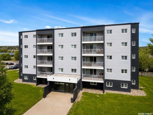 106-20 Kleisinger Cres, Regina, SK, S4R7M3 | Card Image
