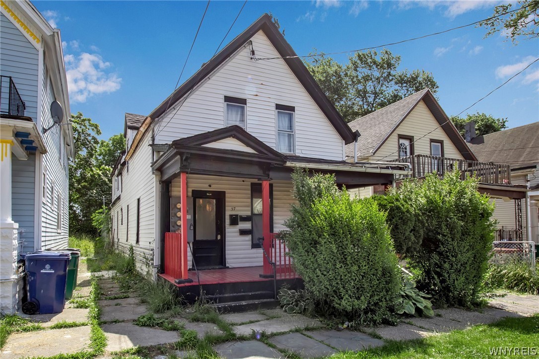 Pershing Ave, Buffalo, NY 14211