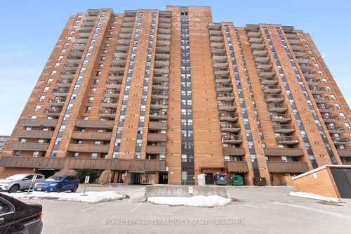 307-90 Ling Rd, Scarborough, ON, M1E4Y3 | Card Image