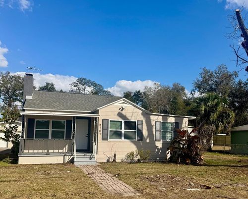8701 N Willow Ave, TAMPA, FL, 33604-1147 | Card Image