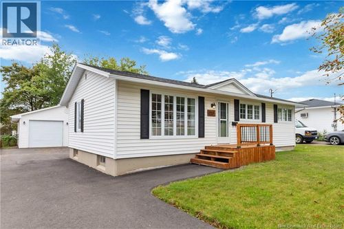 228 Westminster Ave, Riverview, NB, E1B2R3 | Card Image