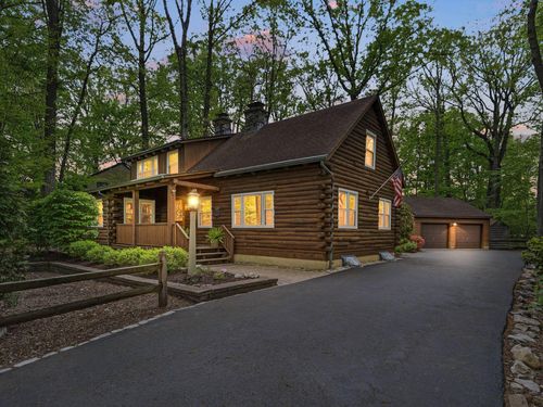 802 Homewood Dr, RIVERTON, NJ, 08077-1702 | Card Image