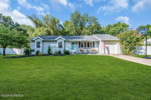 126 Andover Rd, Jackson, NJ, 08527-1223 | Card Image