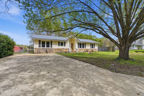 101 Hac St, Jacksonville, NC, 28540-9005 | Card Image
