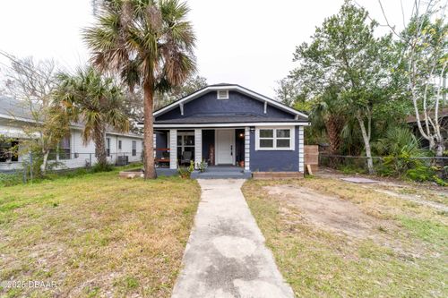 704 Park Dr, Daytona Beach, FL, 32114-4740 | Card Image