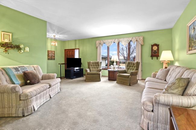 Living Room | Image 5