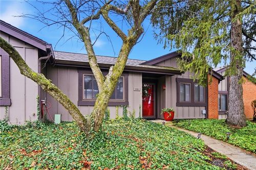 6161 Quinella Way, Centerville, OH, 45459-2421 | Card Image