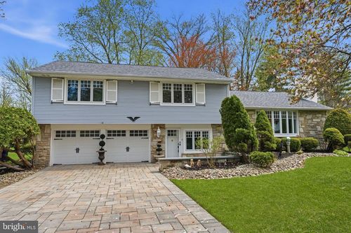 1312 Harris Rd, DRESHER, PA, 19025-1104 | Card Image