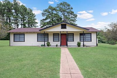 804 N Pitzer Street, House other with 4 bedrooms, 2 bathrooms and null parking in Colmesneil TX | Image 1